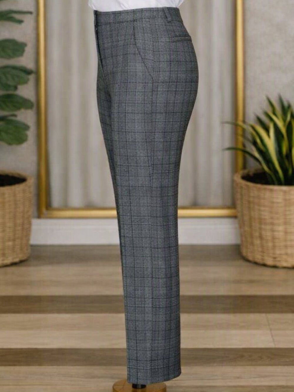 Tahari Women’s Grey Plaid Pull-On Skinny Dress Jeggings / Pants Size: Medium - Picture 4 of 9